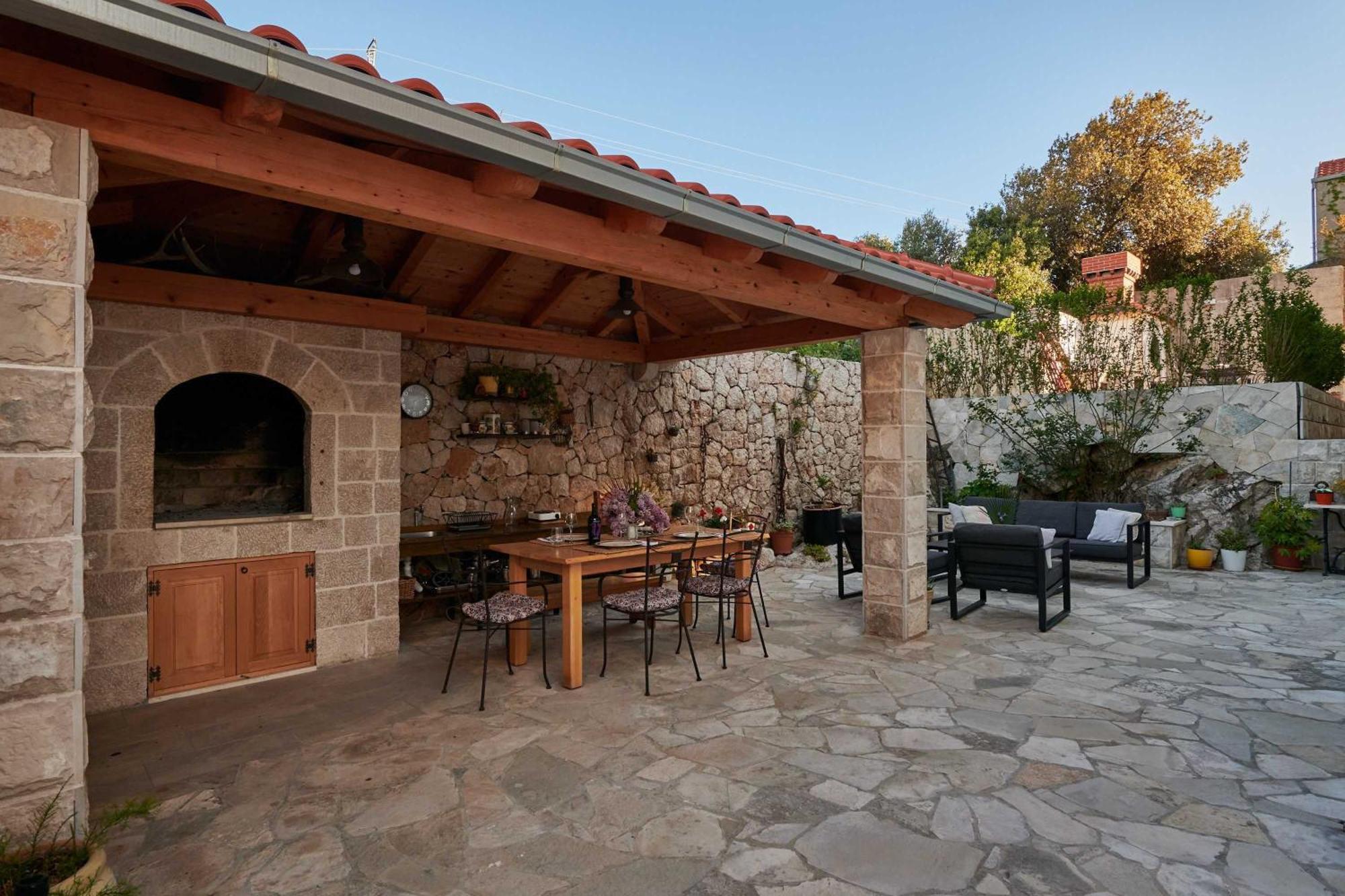 Micika Guest house